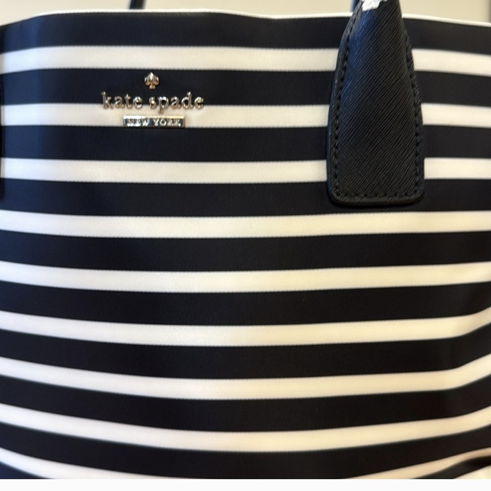 NWT Kate Spade ♠️ Classic Nylon Black and White Striped Catie Tote Bag - Picture 7 of 8